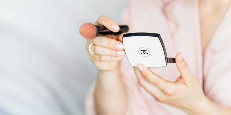 Mastering the Art of Concealer: Tips and Tricks for Flawless Coverage