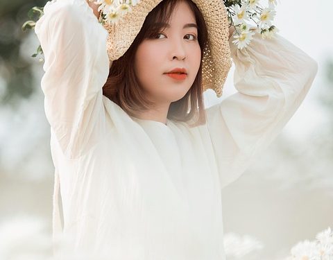 Unleash Your Inner Beauty Guru: DIY Beauty Hacks to Transform Your Routine